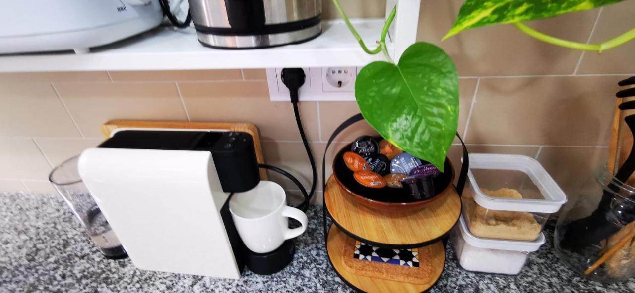Quarto Duplo Com Kitchenette, Wc E Patio Privativo Apartment Corroios Ngoại thất bức ảnh