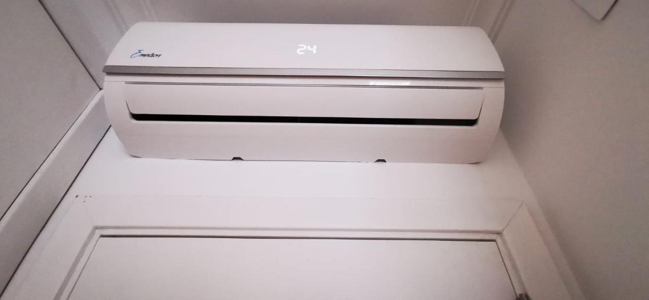 Quarto Duplo Com Kitchenette, Wc E Patio Privativo Apartment Corroios Ngoại thất bức ảnh